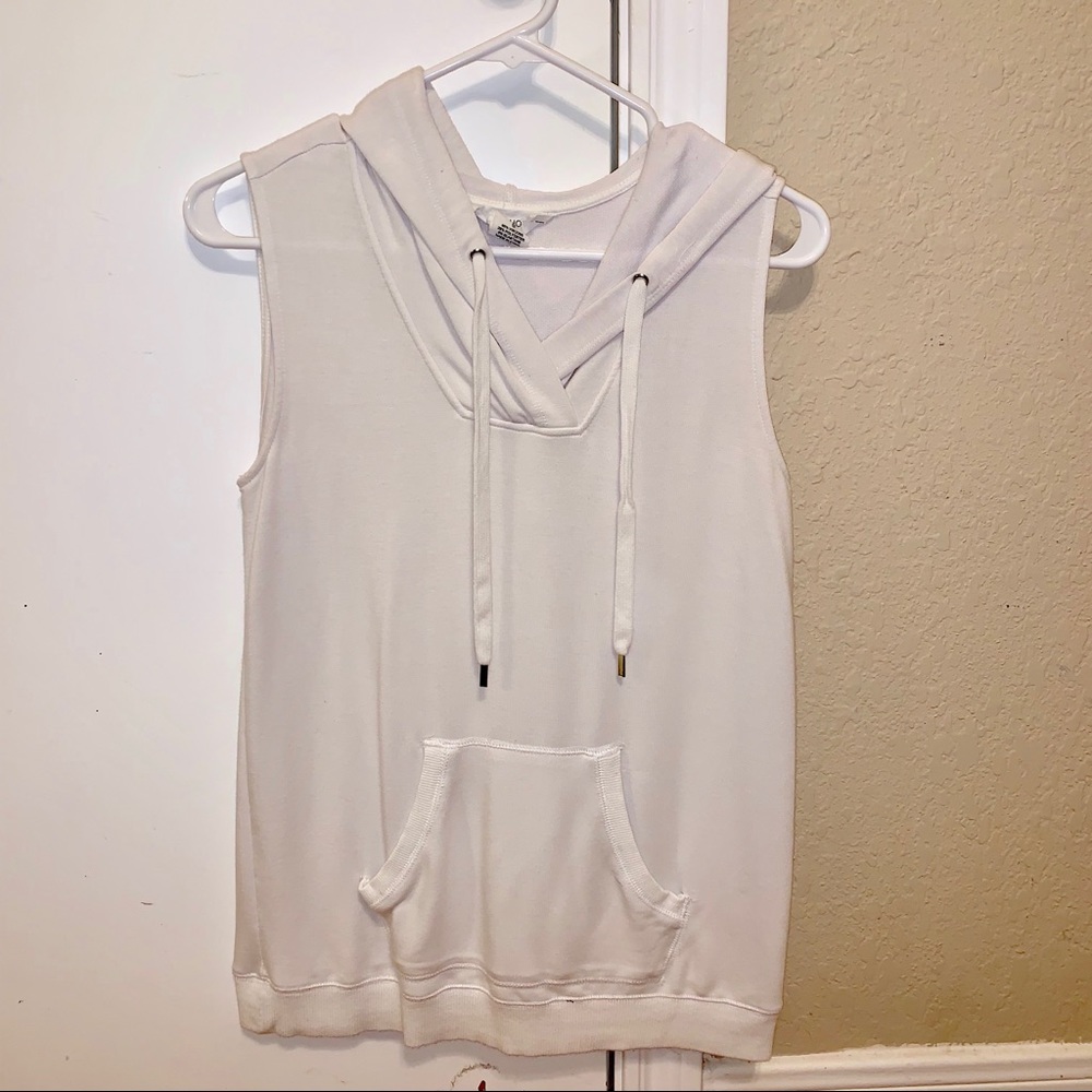 Short sleeve hooded tank top